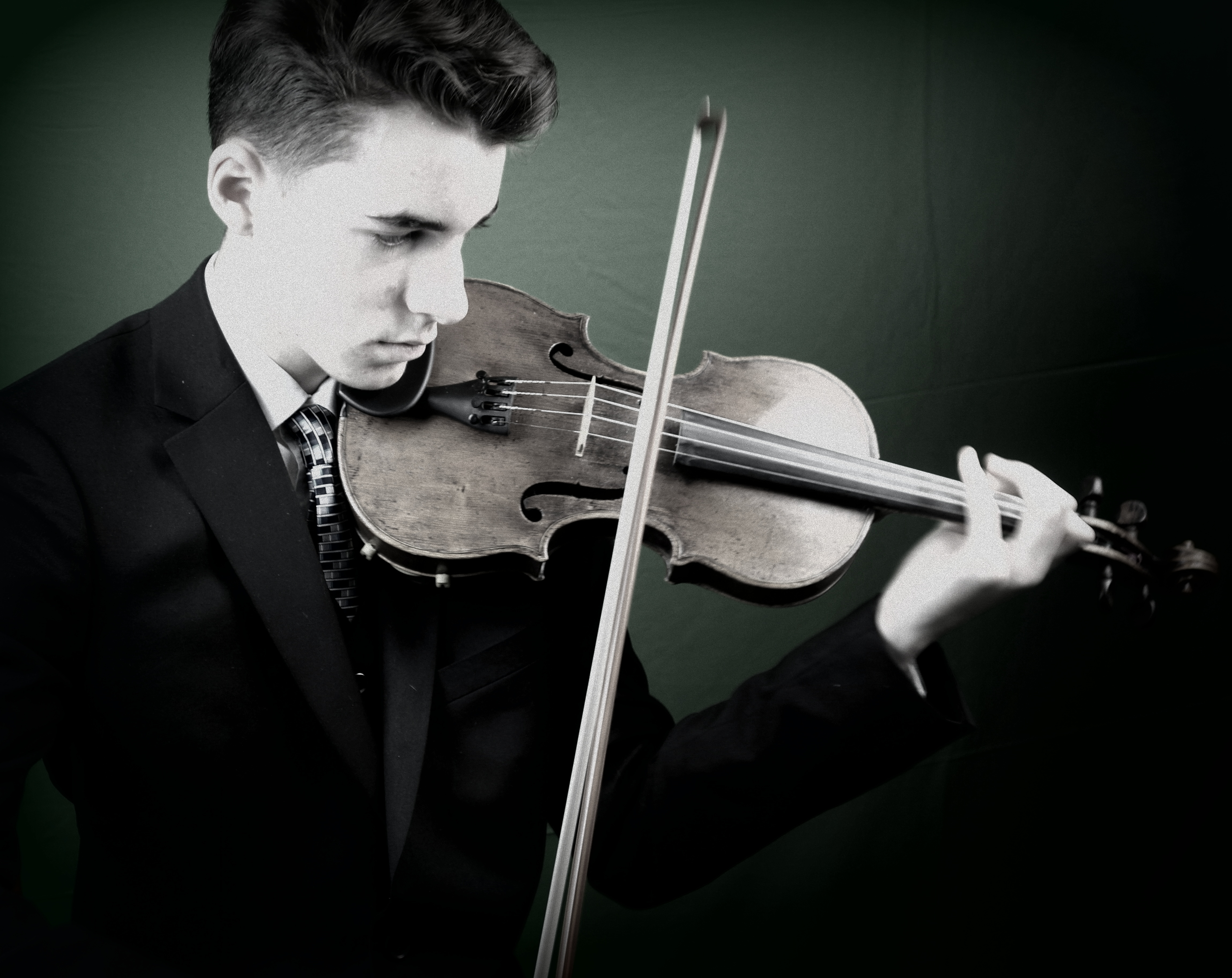 Rafael Brisebois, Assistant Teaching Artist – Violin/Viola